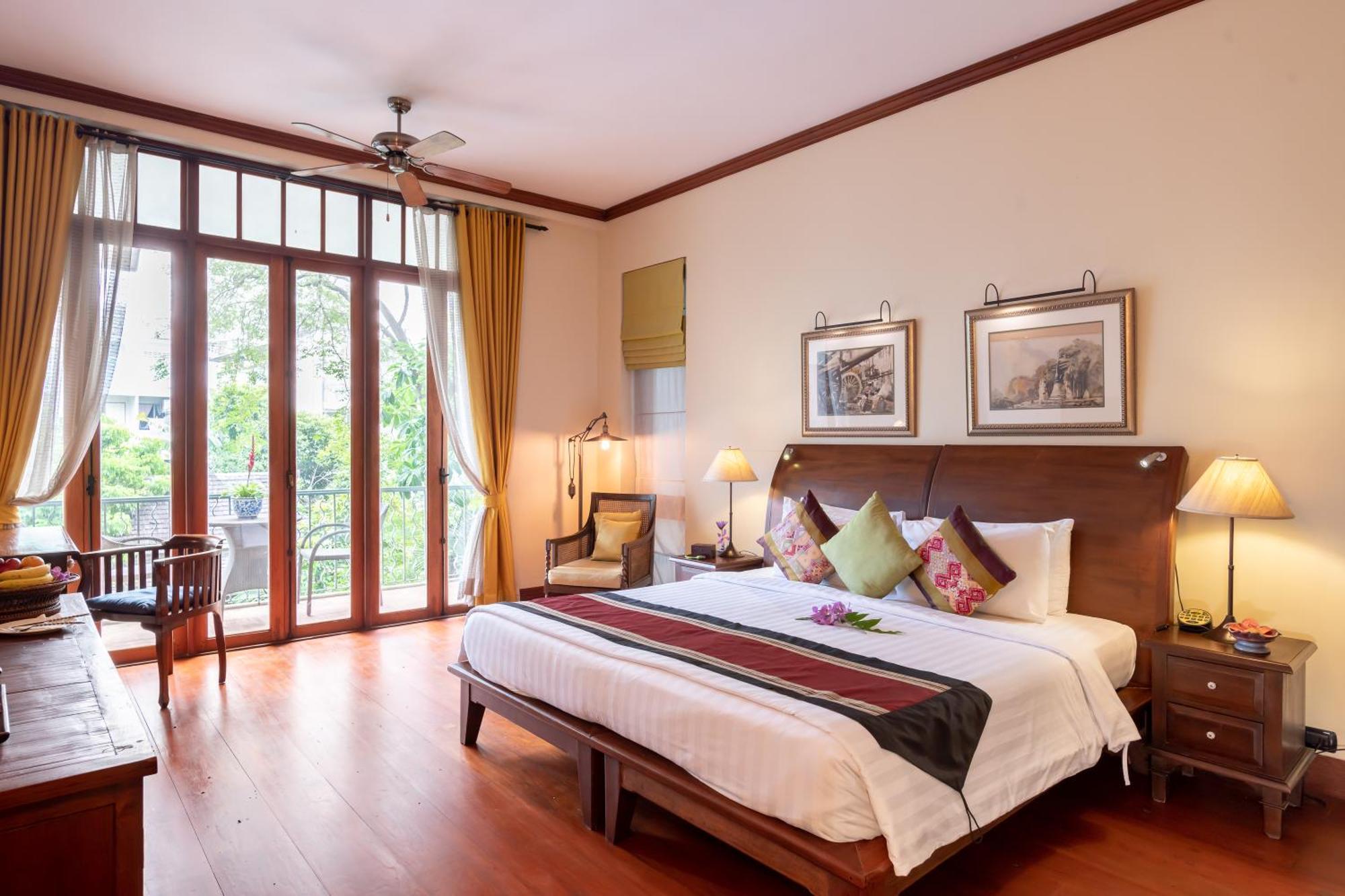 Ariyasom Villa Bangkok Exterior foto