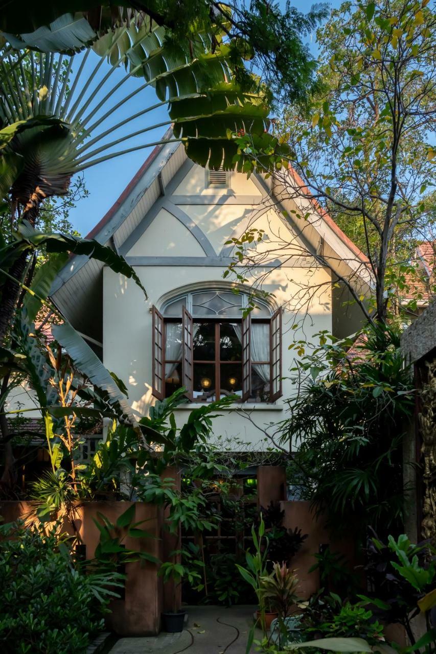 Ariyasom Villa Bangkok Exterior foto