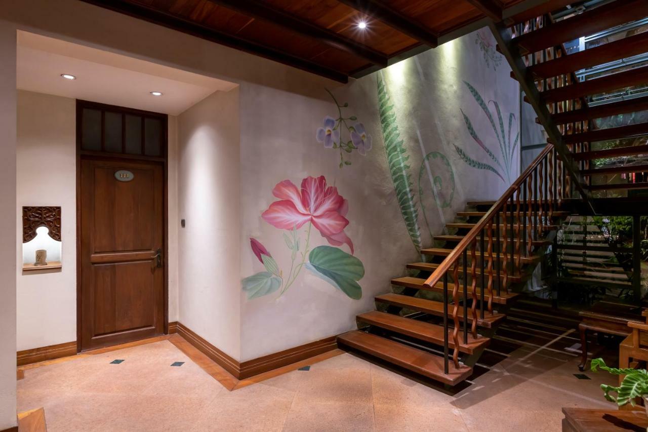 Ariyasom Villa Bangkok Exterior foto