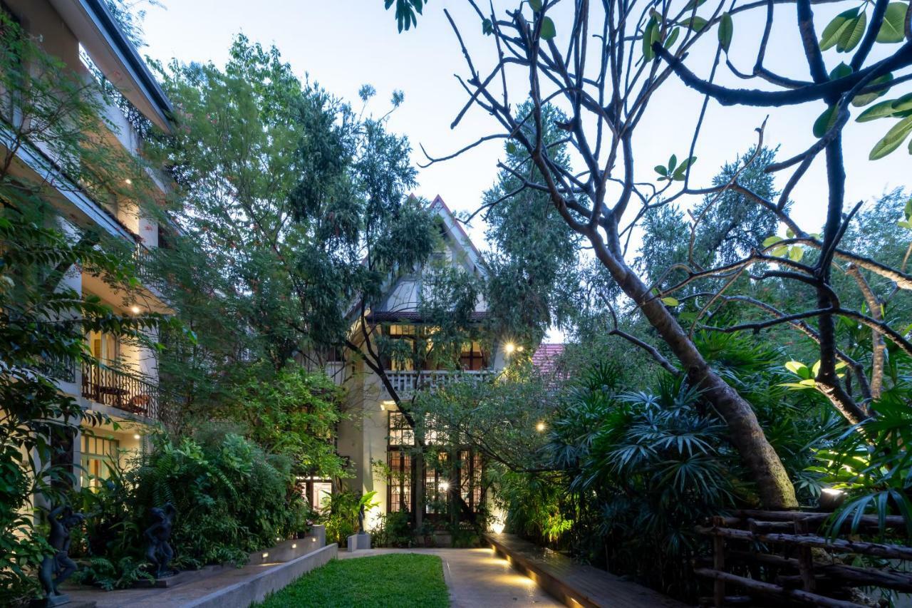 Ariyasom Villa Bangkok Exterior foto